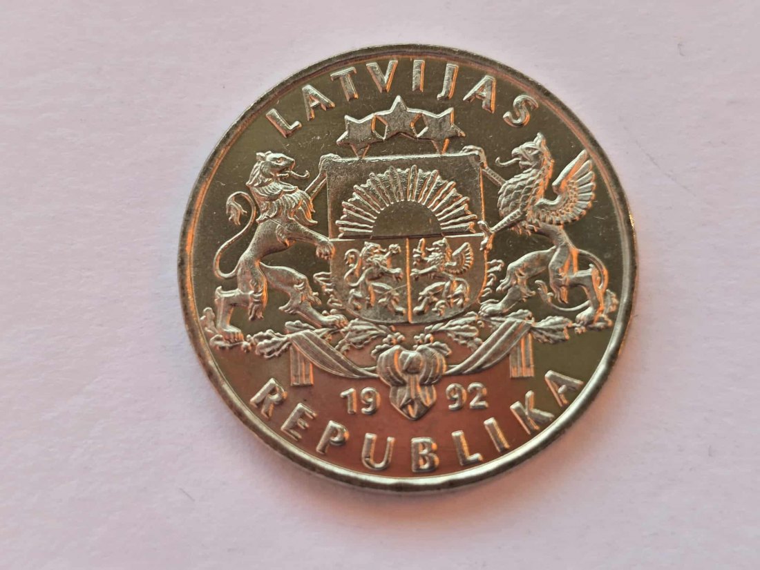 Lettland 1 Lats 1992 STG