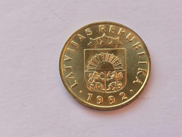 Lettland 5 Santimu 1992 STG