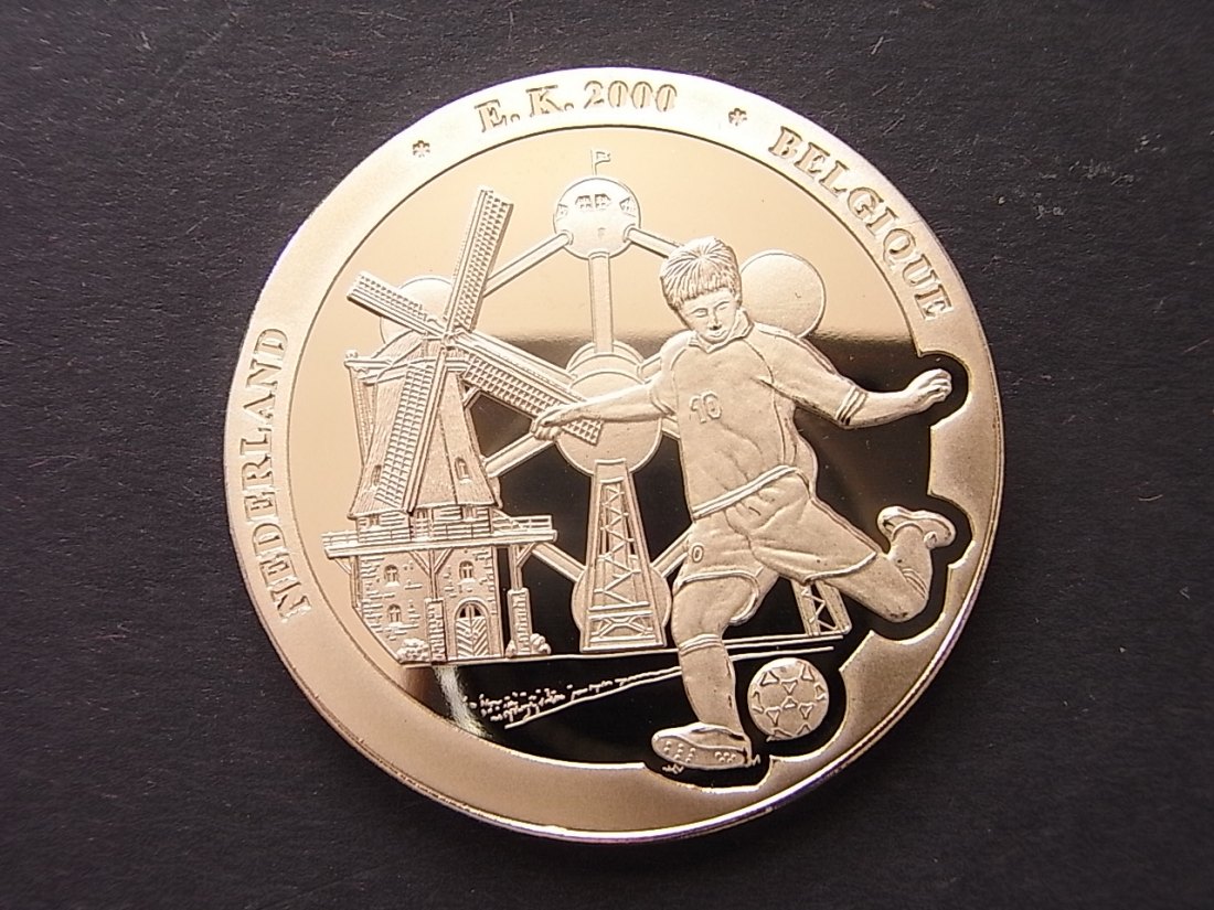  Medaille Fußball Europameisterschaft Niederland gegen Belgien 40mm 2000   