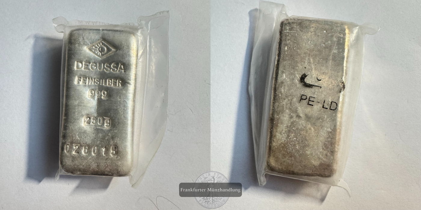  Deutschland.  Silberbarren 250g Degussa  FM-Frankfurt  Feingewicht: 250g   