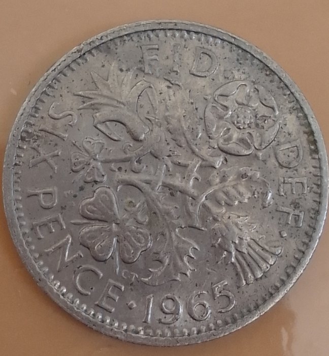  6 PENCE CIRCULATED COIN ..ELIZABETH..1965   