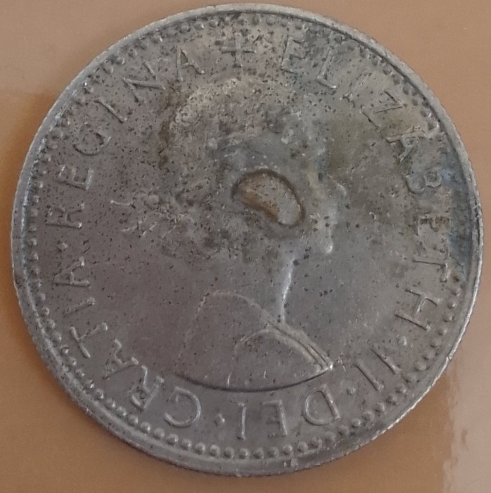  6 PENCE CIRCULATED COIN ..ELIZABETH..1965   