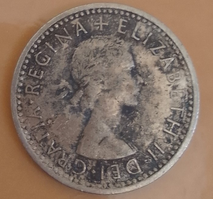  6 PENCE CIRCULATED COIN ..ELIZABETH..1957   