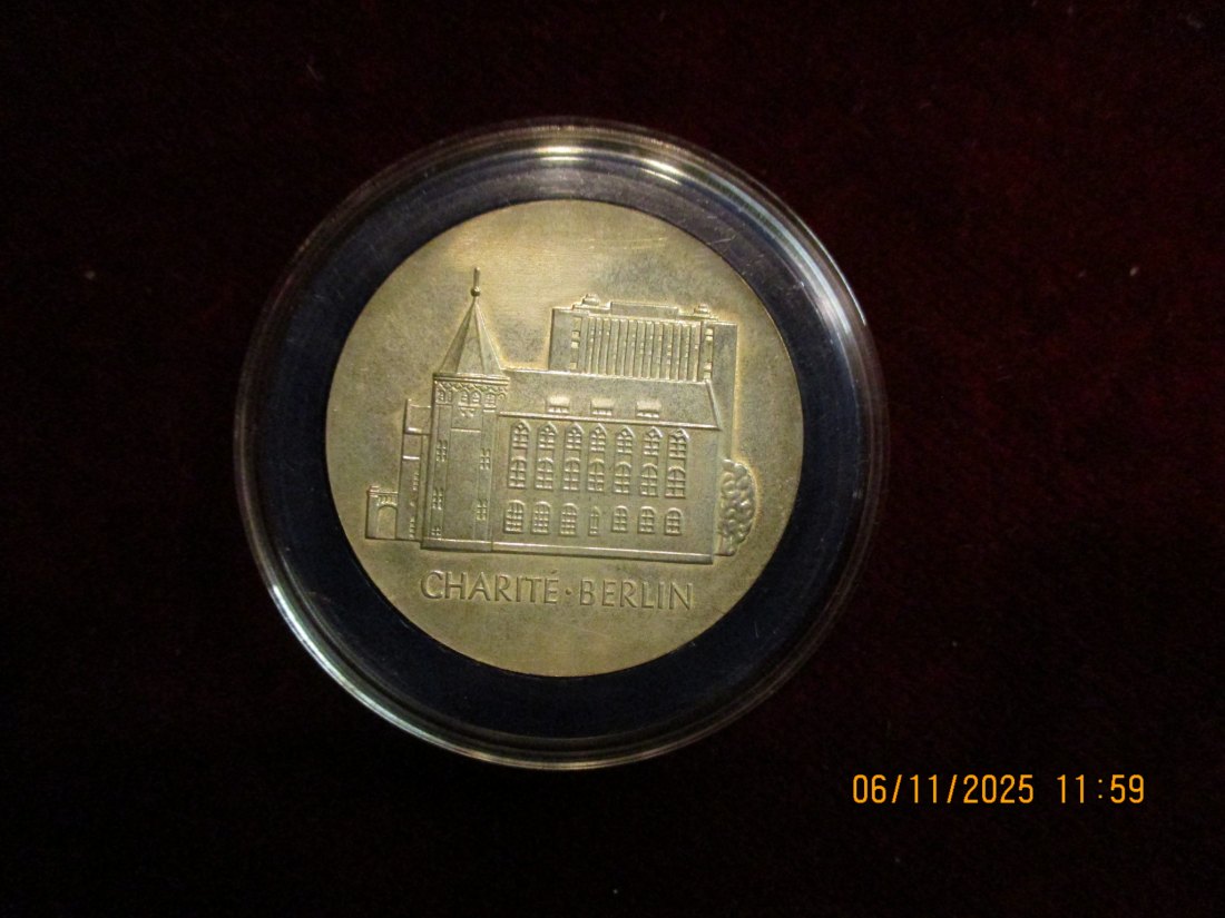  10 Mark DDR 1986 Charite Berlin 500er Silber 17 Gramm   