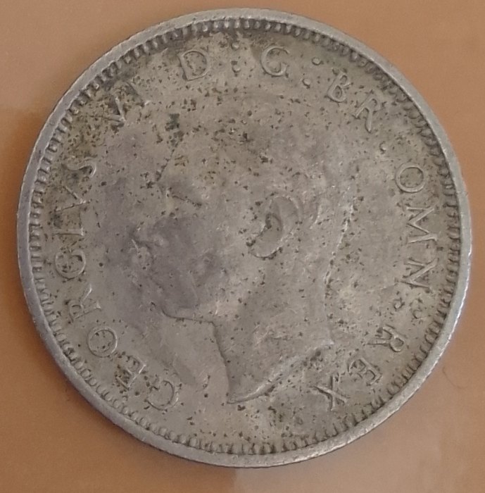 6 PENCE CIRCULATED COIN ..GKVI..1951   