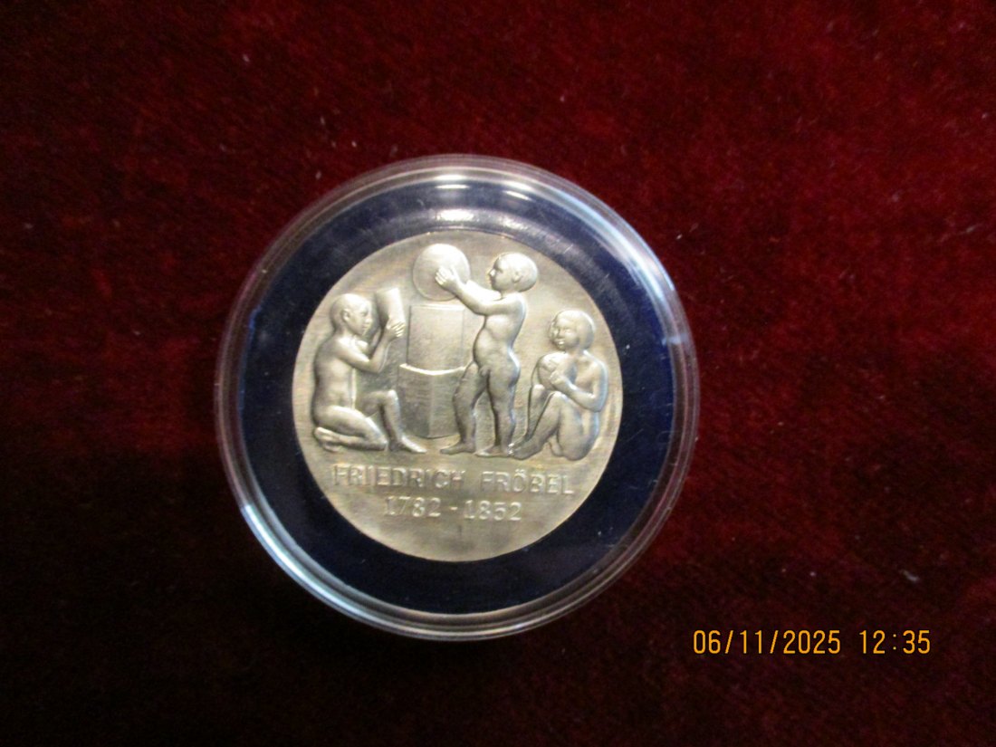  5 Mark DDR 1982 F. Fröbel Metall: (K-N-Zk) Gewicht: 12,2 Gramm   