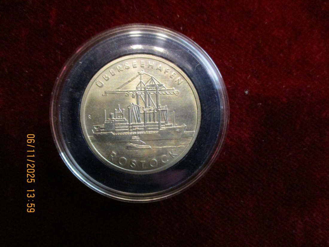  5 Mark DDR 1988 Rostock Überseehafen Metall: (K-N-Zk) Gewicht: 9,6 Gramm   