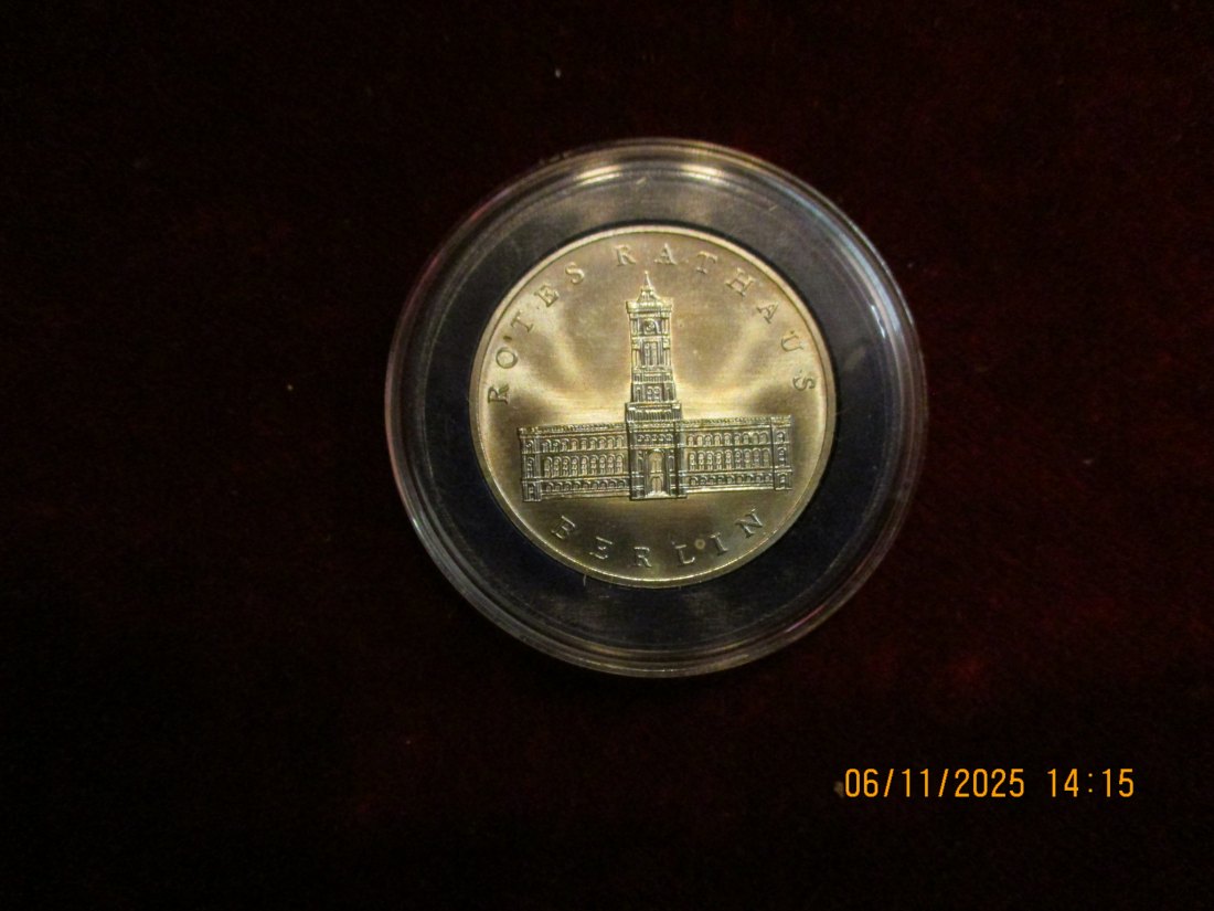  5 Mark DDR 1987 Rotes Rathaus Berlin Metall: (K-N-Zk) Gewicht: 9,6 Gramm   
