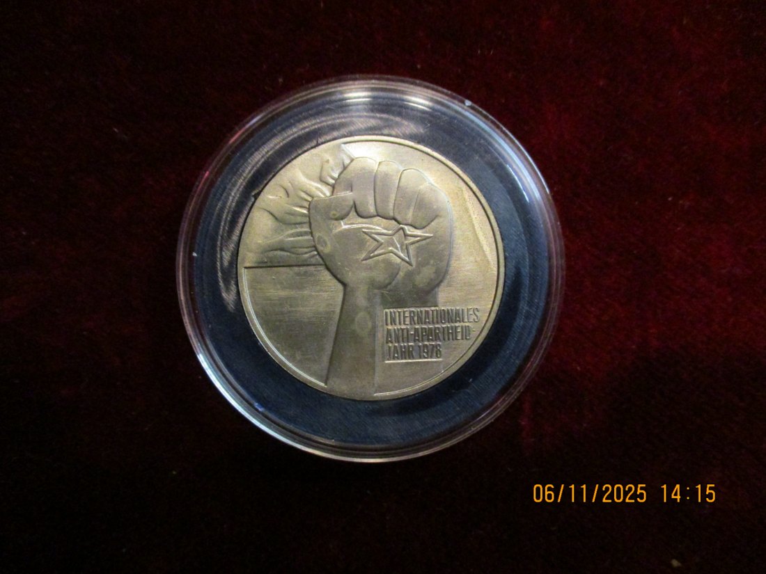  5 Mark DDR 1978 Apartheid Metall: (K-N-Zk) Gewicht: 9,6 Gramm   