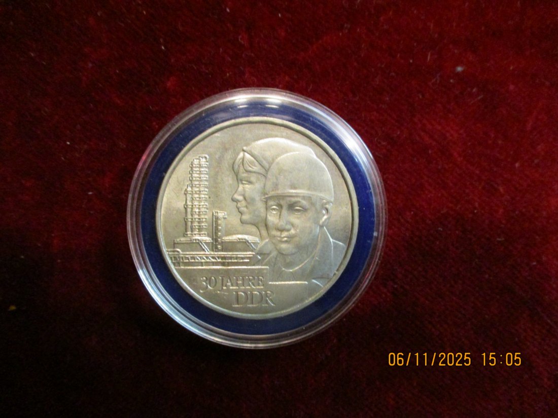  10 Mark DDR 1979 - 30 Jahre DDR Metall: (K-N-Zk) Gewicht: 12 Gramm   