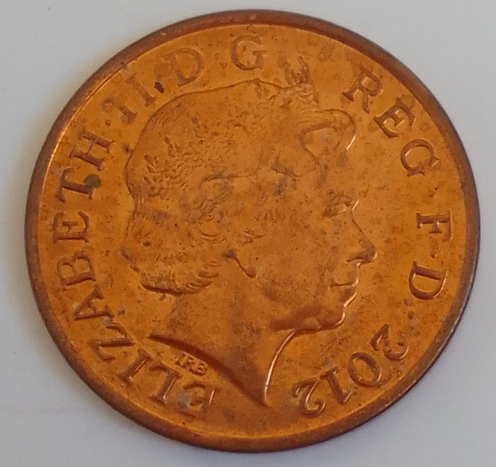  2012 Penny UK EF CIRCULATED COIN ..ELIZABETH   