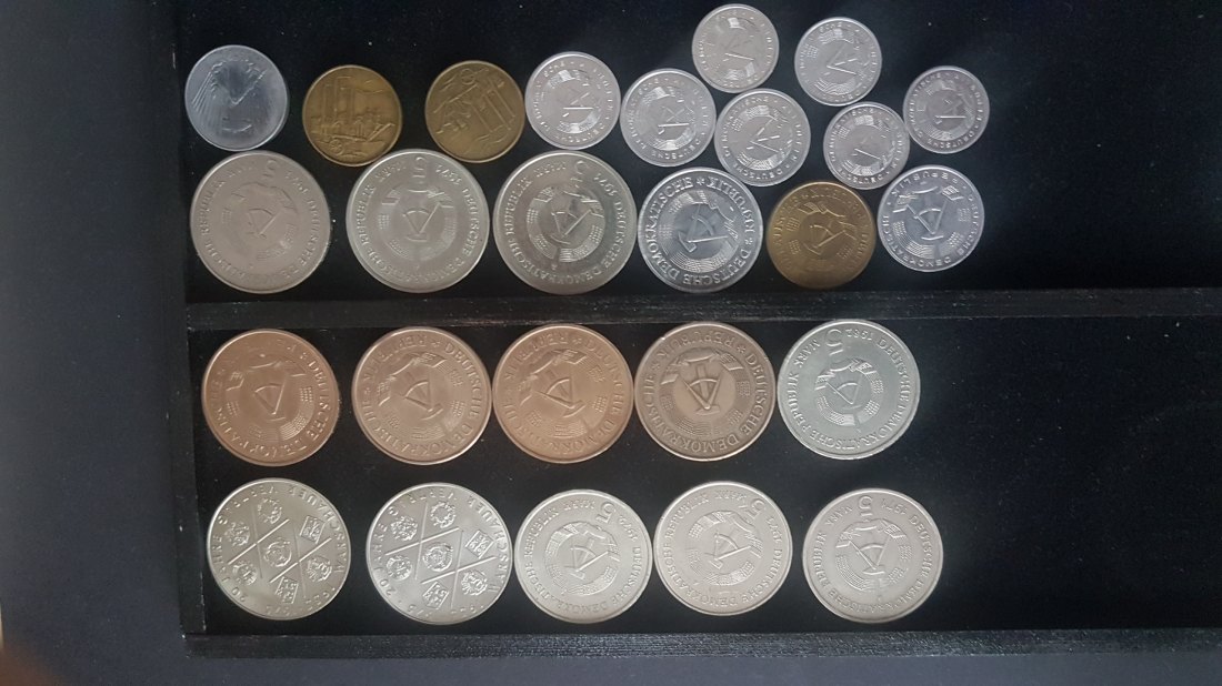  DDR 1 Pfennig - 10 Mark 26 Münzen ss-stgl   