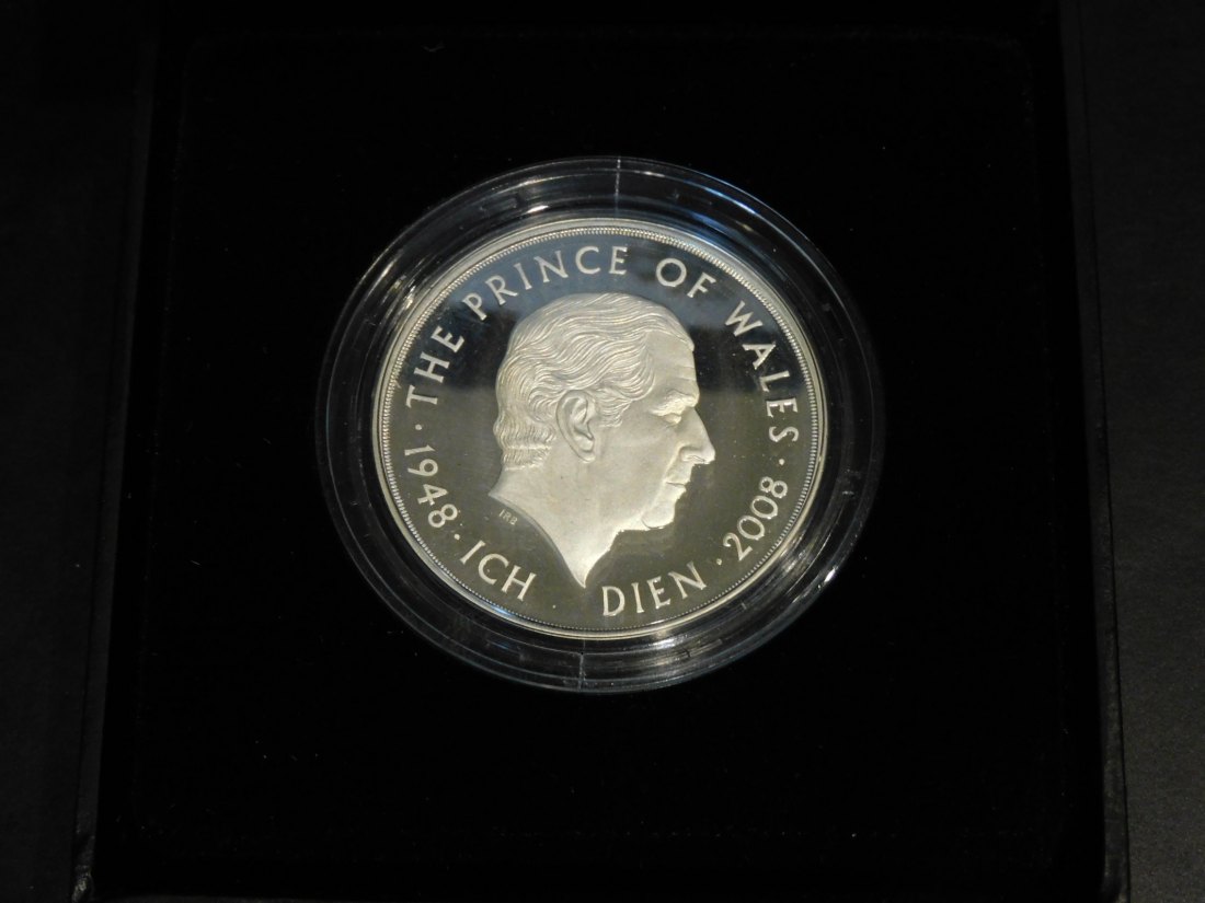 UNITED KINGDOM 5 POUNDS 2008.GRADE-PLEASE SEE PHOTOS.