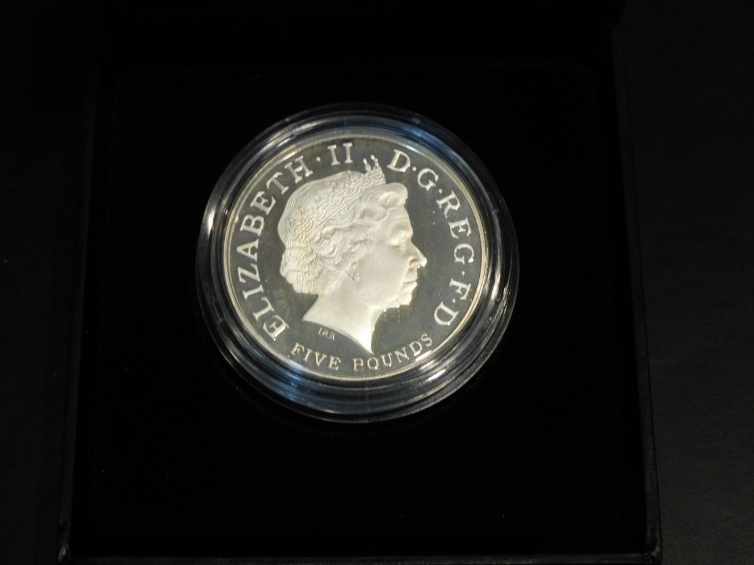  UNITED KINGDOM 5 POUNDS 2008.GRADE-PLEASE SEE PHOTOS.   