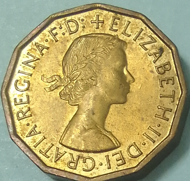  3 PENCR EXTRA FINE UK  CIRCULATED COIN ..1962   