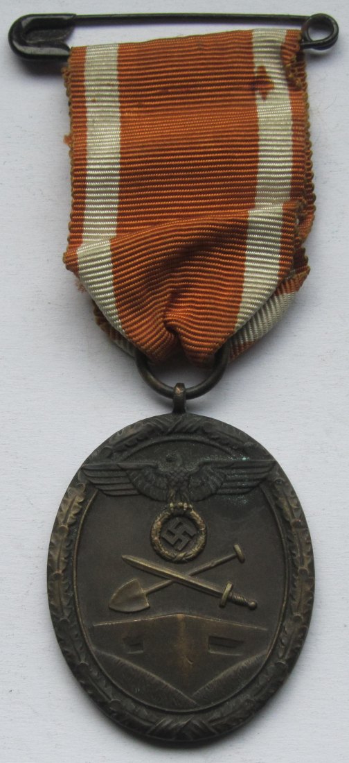  Deutsches Reich: Schutzwall-Ehrenzeichen am Band   