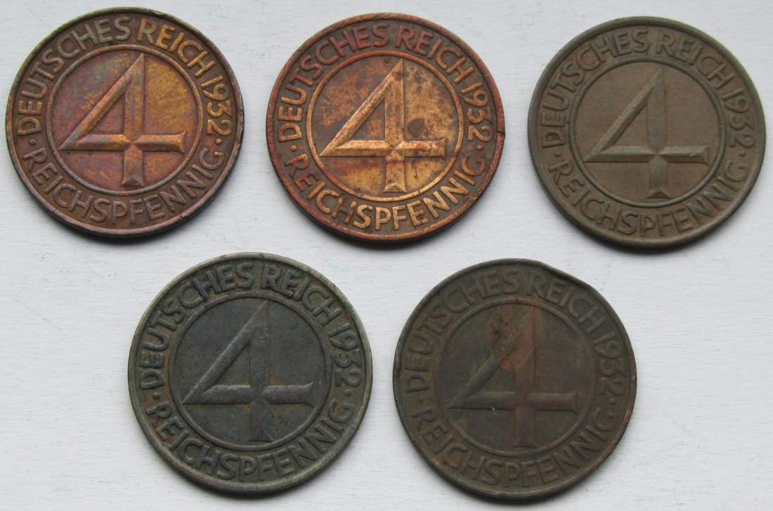  Weimarer Republik: 4 Pfennig 1932, 5 Stück (3 x A + 2 x D)   