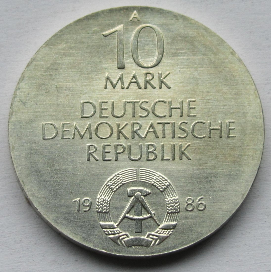  DDR: 10 Mark Charité 1986   