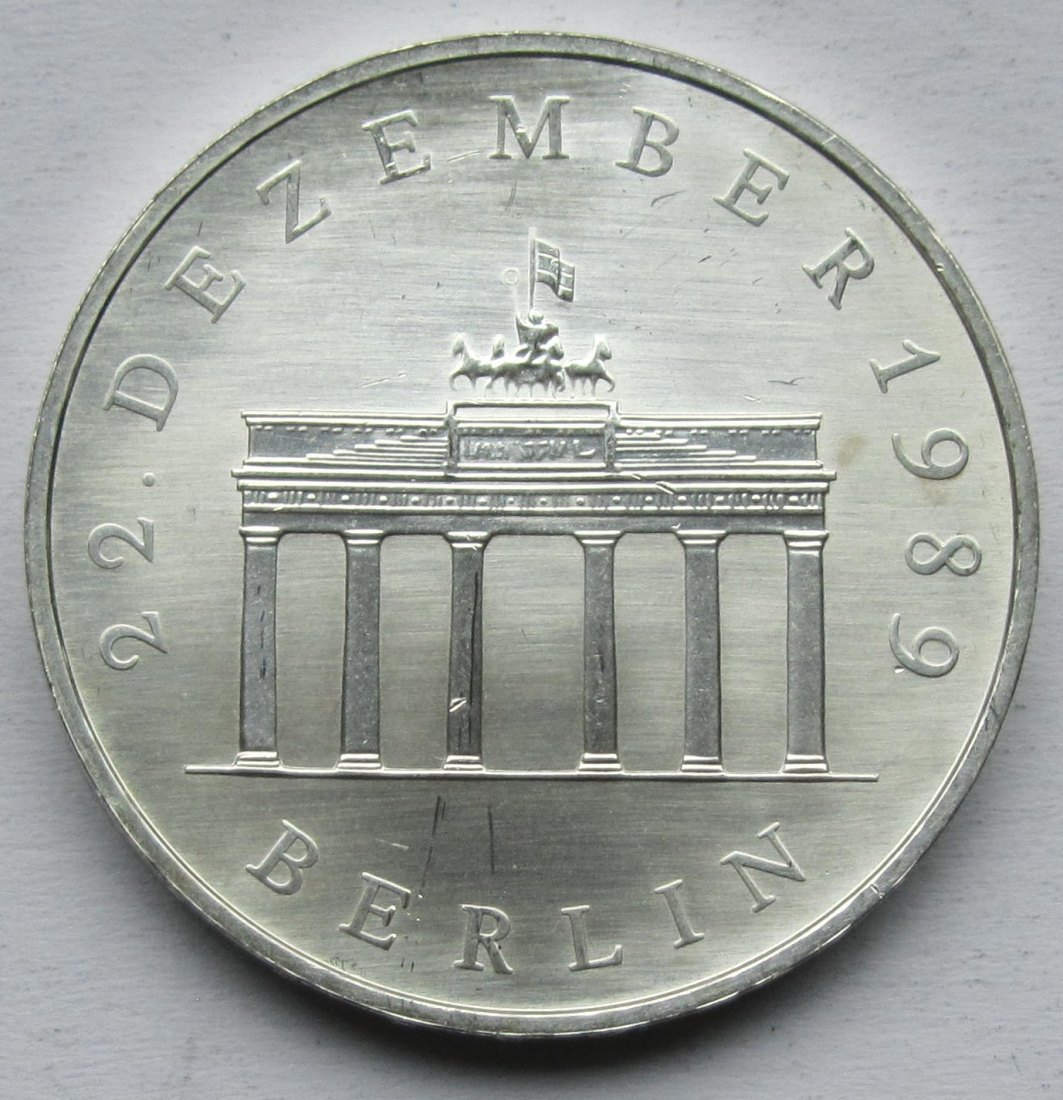  DDR: 20 Mark Brandenburger Tor 1990, 18,2 g Feinsilber   