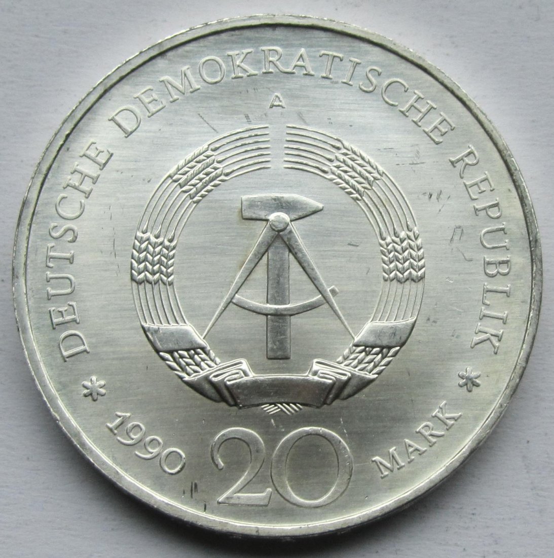  DDR: 20 Mark Brandenburger Tor 1990, 18,2 g Feinsilber   