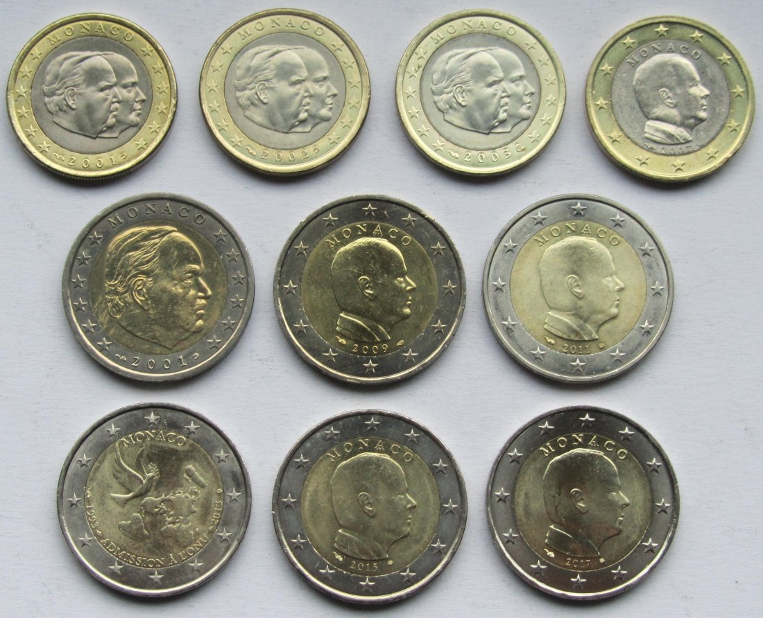  Monaco: Zehn verschiedene Jahrgänge Euros   
