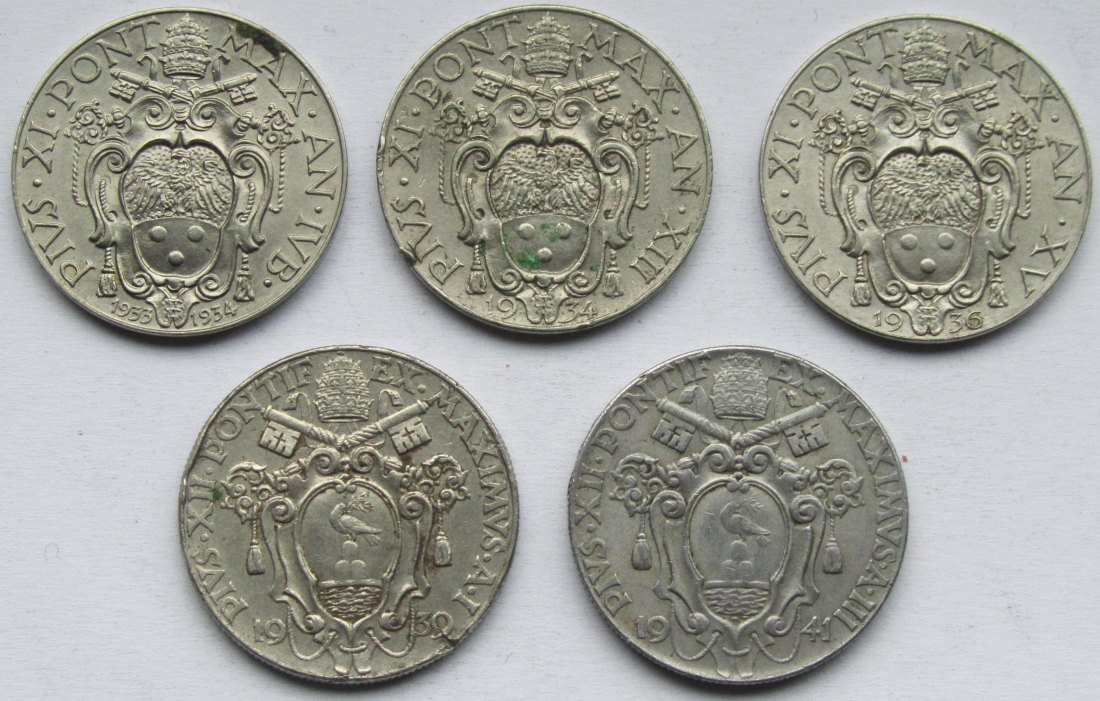  Vatikan: Fünf verschiedene 2 Lire 1934-1941   