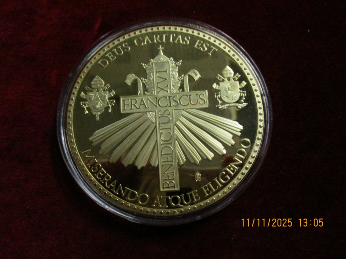  Medaille 110 Gramm Metall: Cu vergoldet / 2   