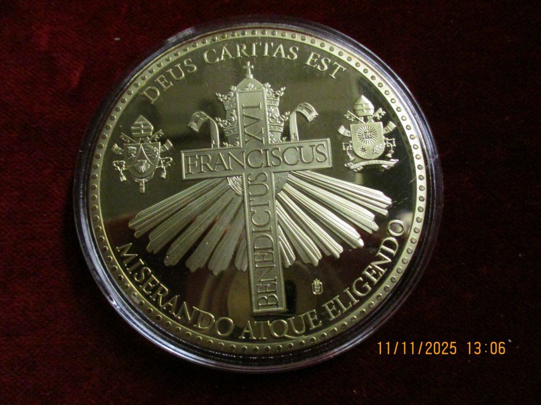  Medaille 110 Gramm Metall: Cu vergoldet / 3   