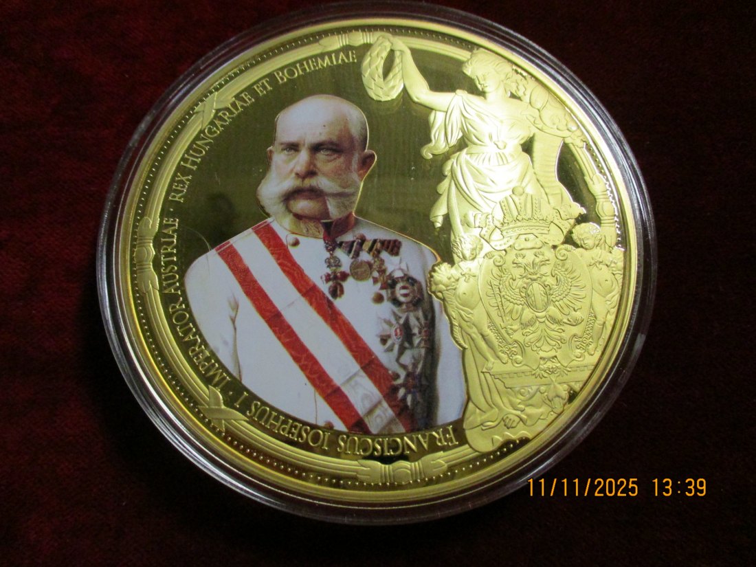  Medaille 376 Gramm Metall: Cu vergoldet / 18   