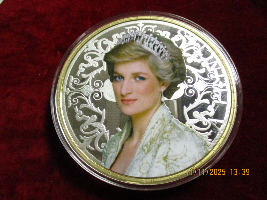  Medaille 376 Gramm Metall: Cu vergoldet / 19   