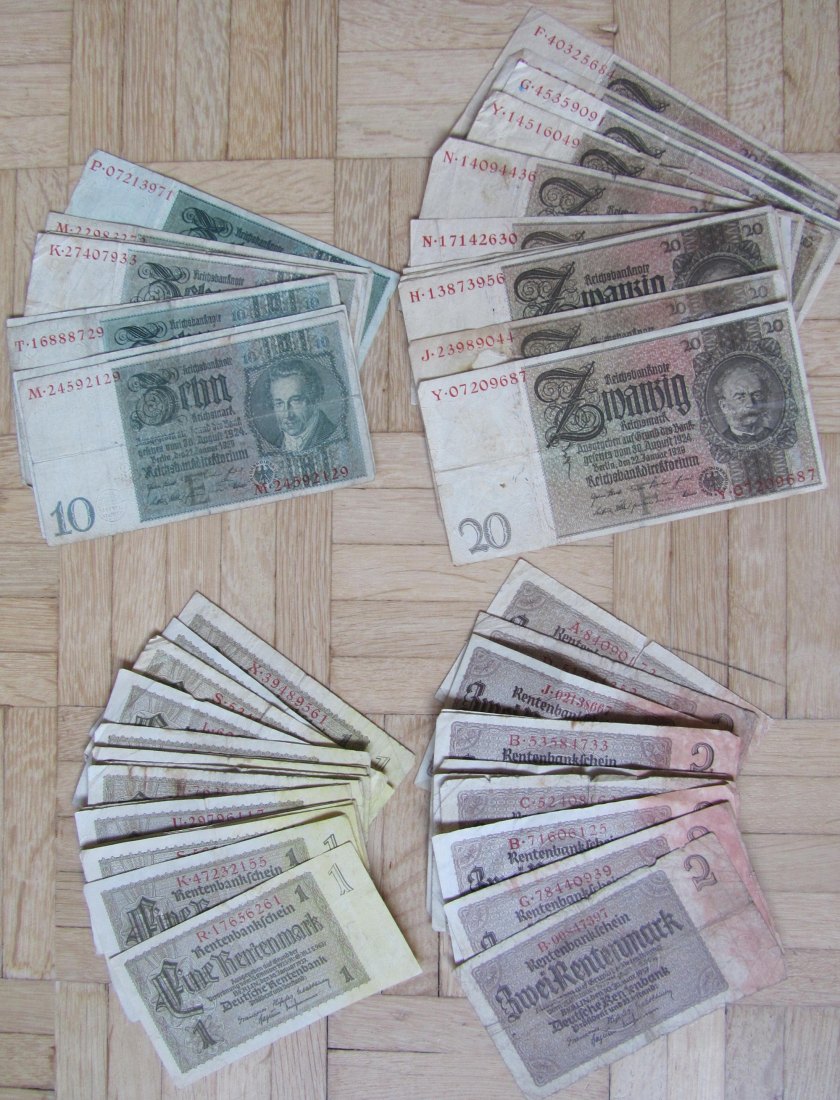  Deutsches Reich: Lot aus einigen Banknoten nach 1924   