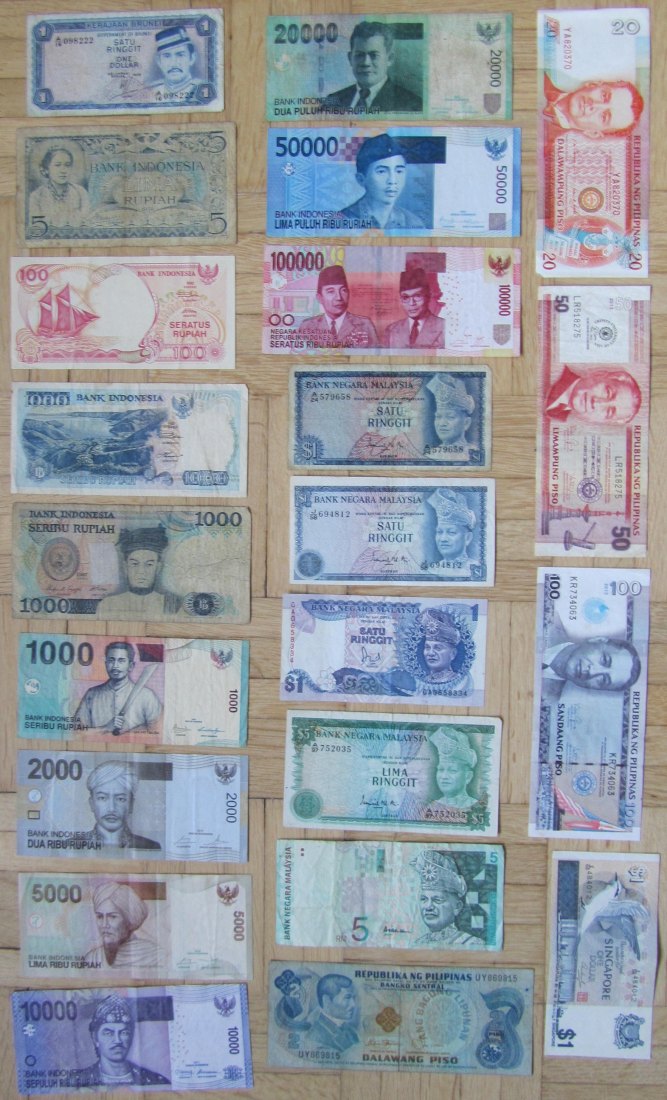  Südostasien (Inseln): Lot aus 22 verschiedenen Banknoten   