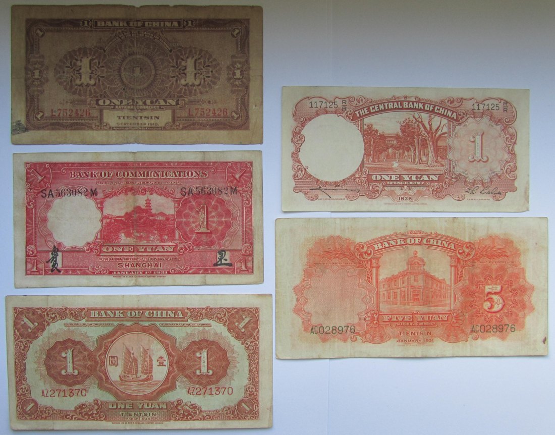  China: Lot aus fünf verschiedenen alten Banknoten   