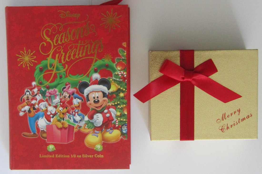  Niue/Kiribati: Lot aus zwei Weihnachtsmünzen, zusammen 26,6 g Feinsilber   