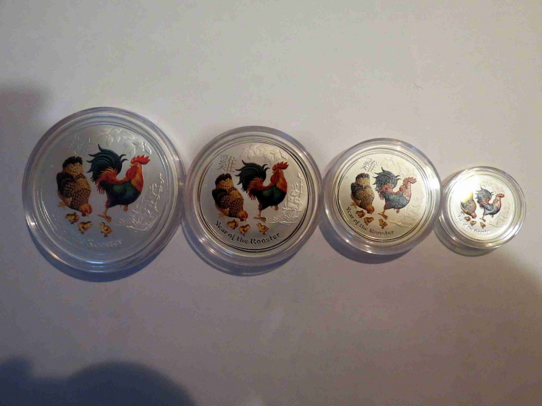 2-1-1/2-1/4 Unzen coloriertes Silber Lunar II; 2013; stempelglanz