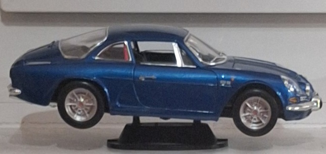  Renault Alpine A110 1:18 Maßstab Vitrinestück nicht bespielt   