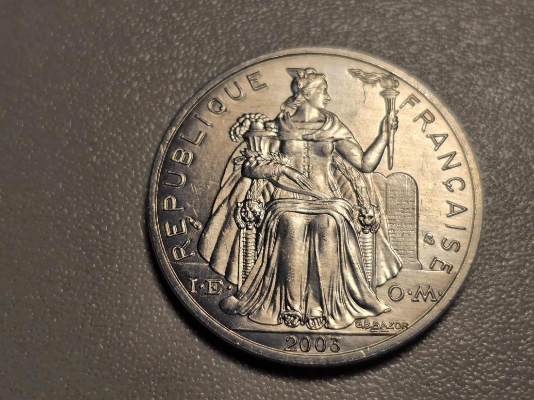  Franz. Neukaledonien 5 Franken 2003 STG   