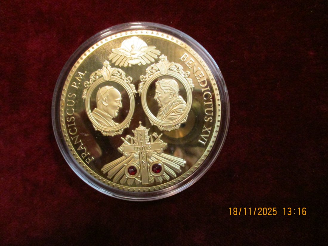  Medaille 110 Gramm Metall: Cu vergoldet / L15   