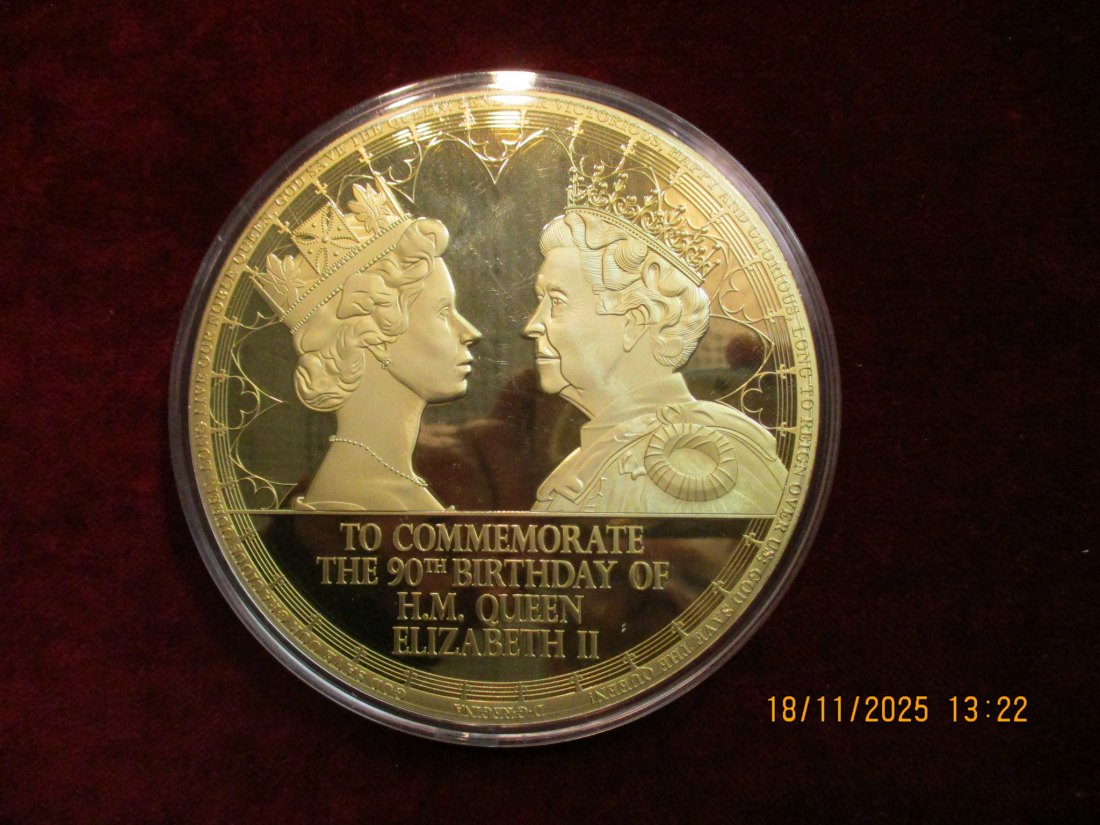  Medaille 376 Gramm Metall: Cu vergoldet / L19   