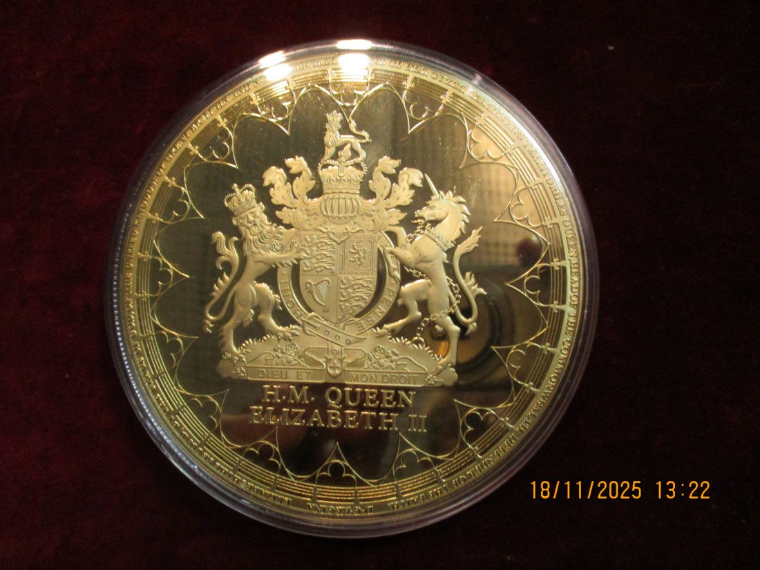  Medaille 376 Gramm Metall: Cu vergoldet / L20   