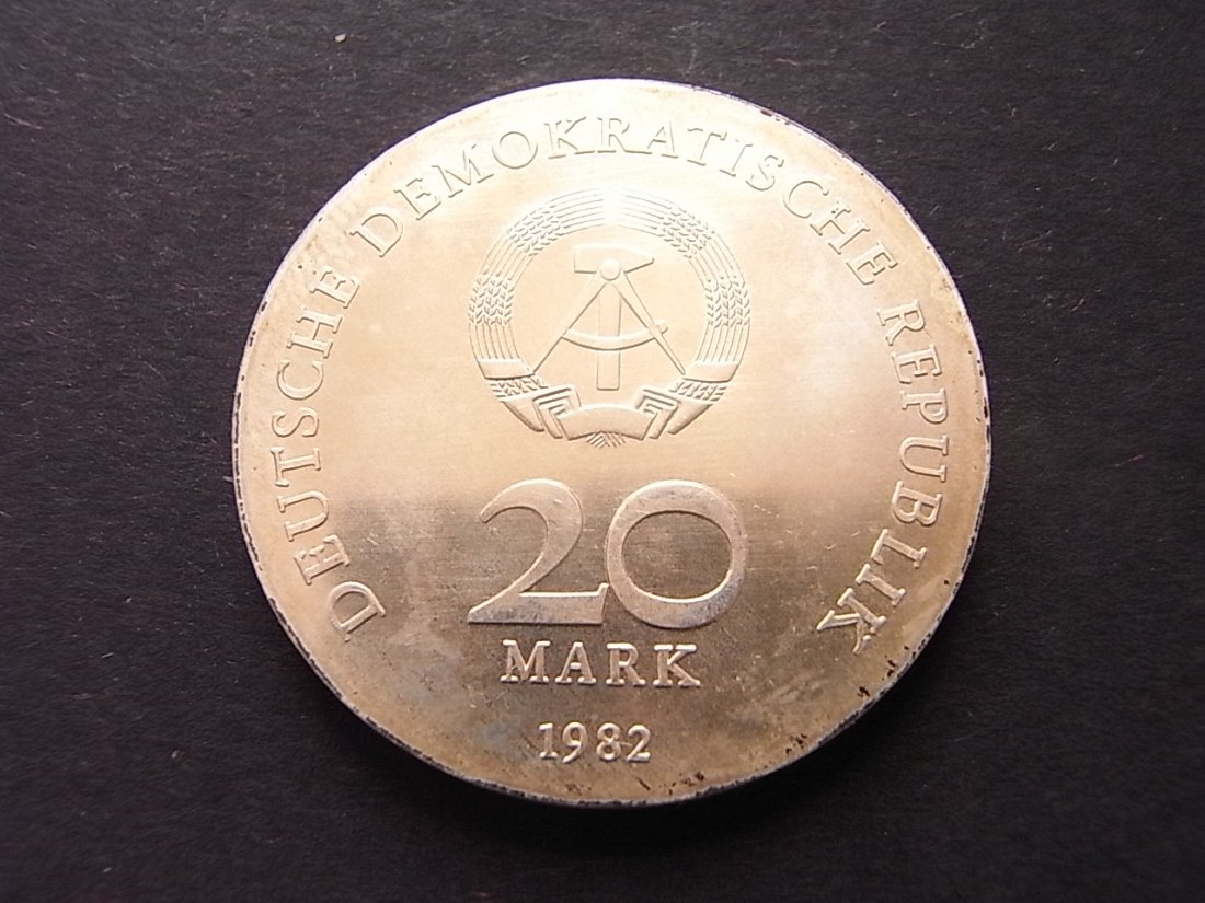  DDR 20 Mark 1982 Clara Zetkin Jaeger 1587 stgl   