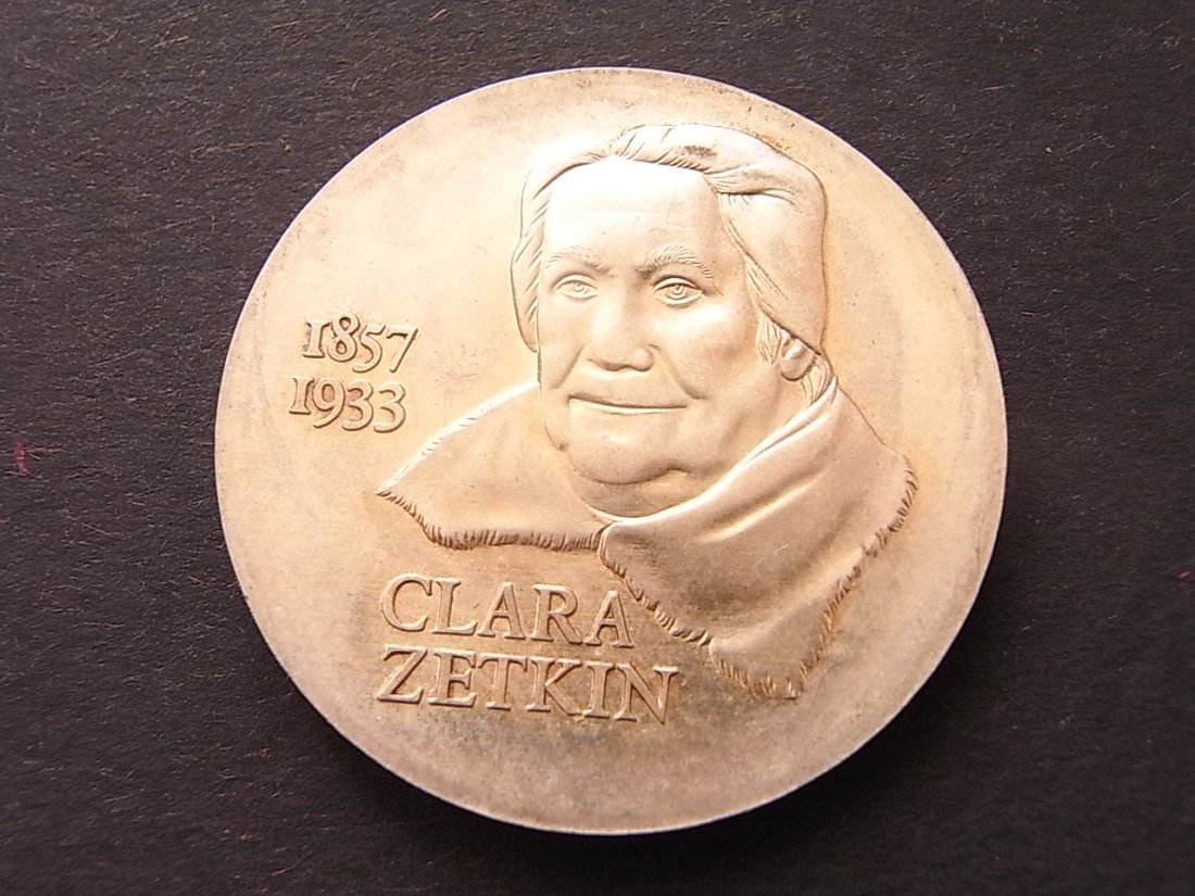  DDR 20 Mark 1982 Clara Zetkin Jaeger 1587 unc   