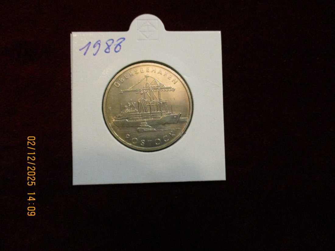  5 Mark DDR 1988 Überseehafen Rostock  Metall: (K-N-Zk) Gewicht: 9,6 Gramm   