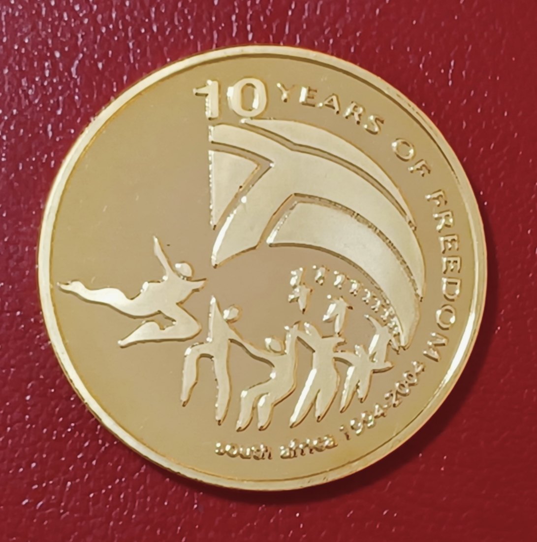  South Africa Nelson Rolihlahla Mandela 10 Years of Freedom 38mm 32g Medal   