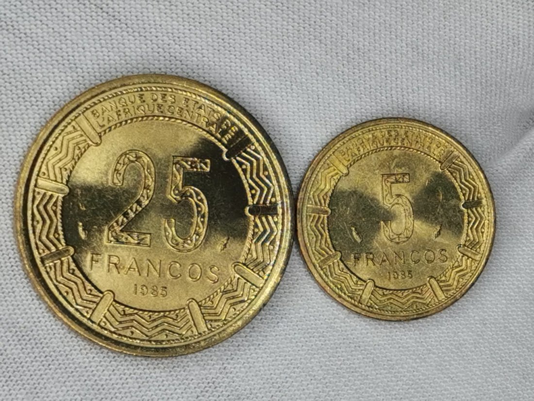  Äquatorialguinea 5 und 25 Francos, unc, Francs   