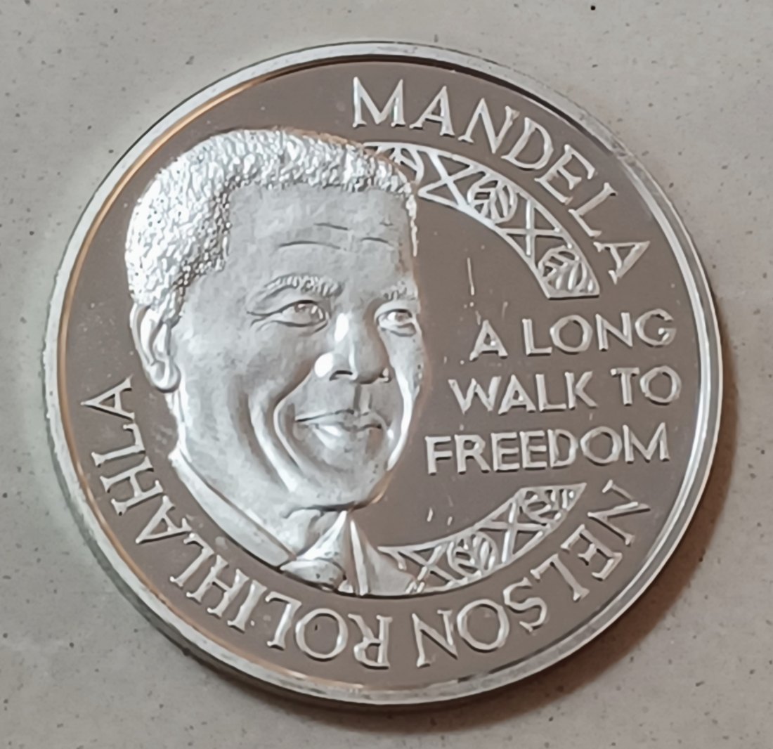 South Africa 92.5% Silver Nelson Mandela Nobel Peace Prize 1993 38.6mm 33.9g Medal