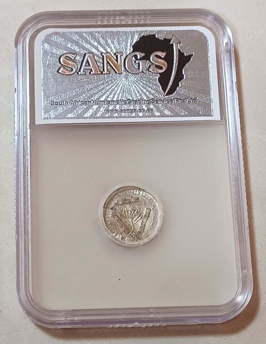  1941 South Africa 80% Silver George VI Three Pence 3P SANGS AU55   