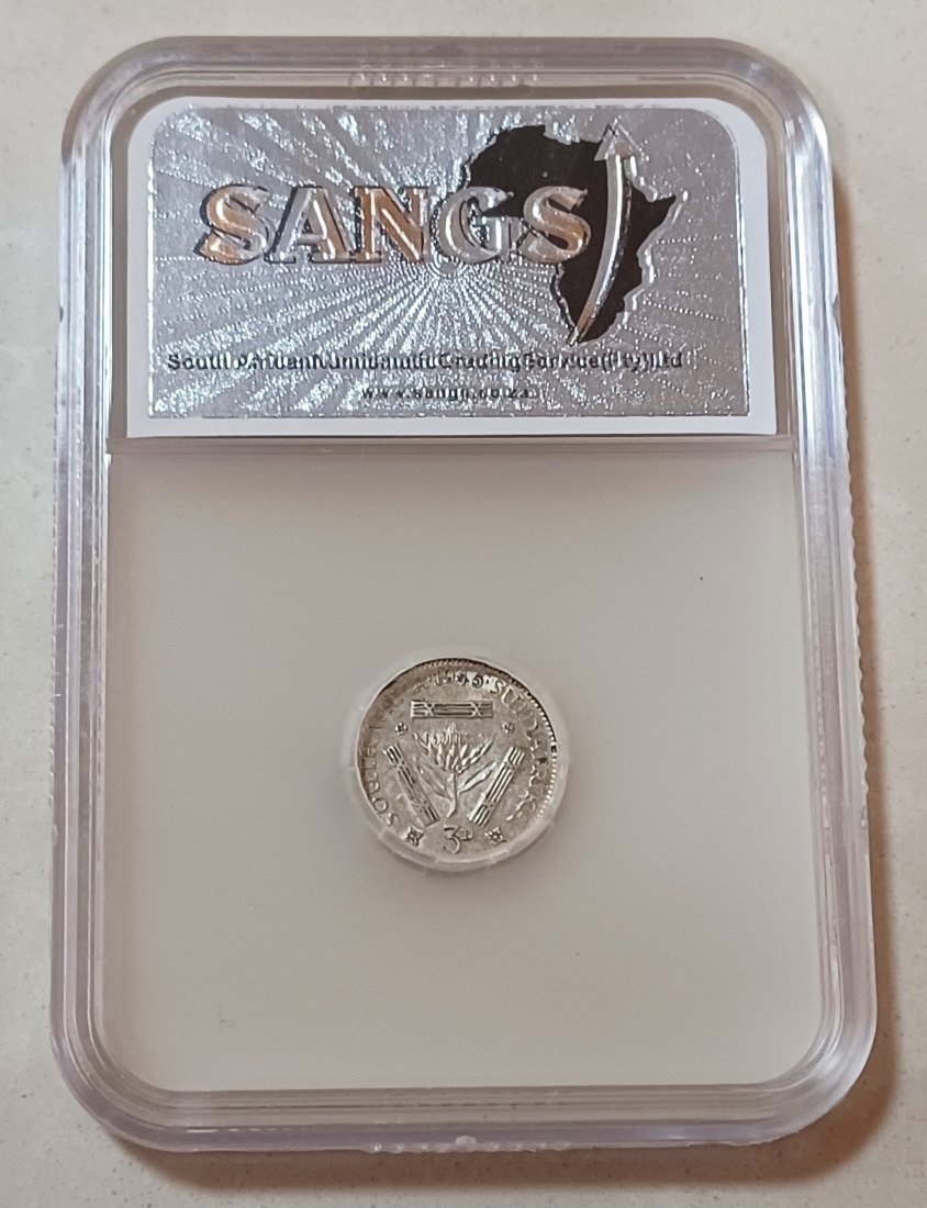  1945 South Africa 80% Silver George VI Three Pence 3P SANGS XF40   