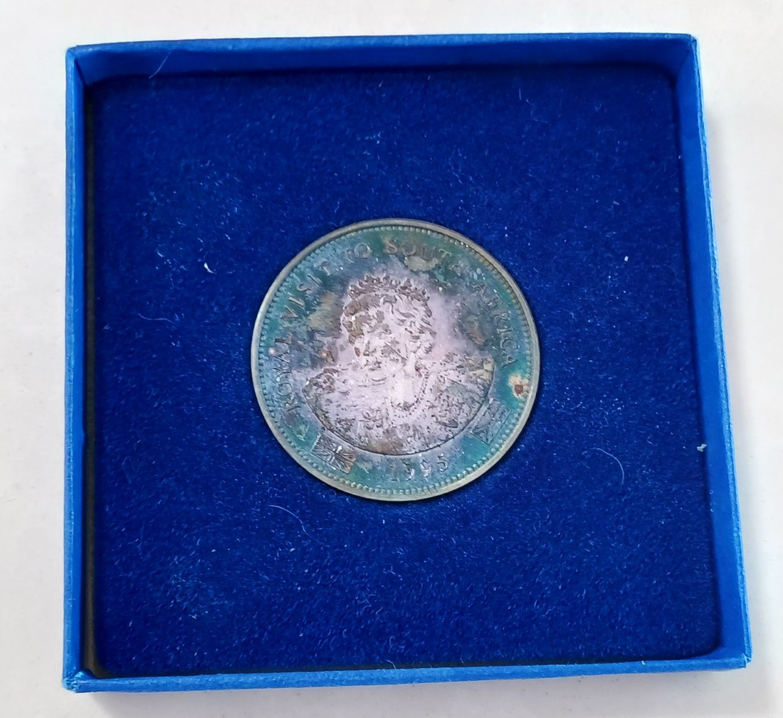  England, South Africa. 1995 Queen Elizabeth II Visit to South Africa Royal Visit 35mm 99.9% Silver   