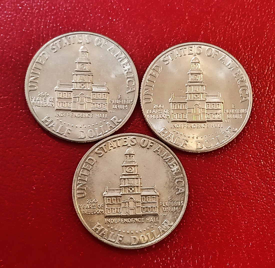 LOT OF 3 1976 United States Kennedy Declaration of Independence Bicentennial Half Dollar 2xP & 1xD